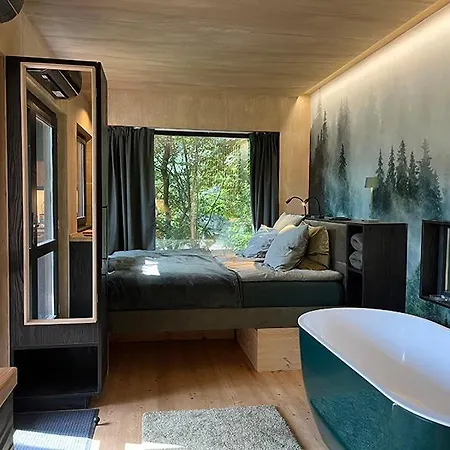 Hébergement de vacances Syrok Magasflash